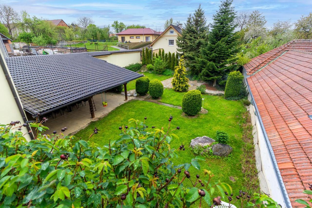 Apartmanovy Dum Vilémovice Exterior foto